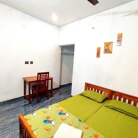 Raelyn'S Homestay Kochi 外观 照片